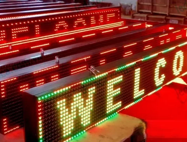 Bảng hiệu LED Ma trận (Matrix) - Hiển thị chữ chạy điện tử Bảng giá làm biển led chữ chạy tại Quảng Cáo 24H