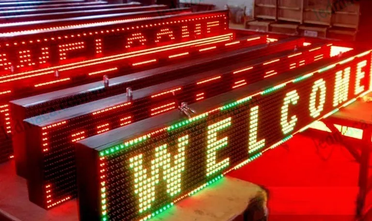 Bảng hiệu LED Ma trận (Matrix) - Hiển thị chữ chạy điện tử Bảng giá làm biển led chữ chạy tại Quảng Cáo 24H