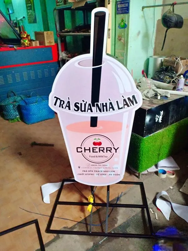 Biển hiệu 3D hút nổi - Kết hợp chữ nổi Alu độc đáo Biển Vẫy Hút Nổi