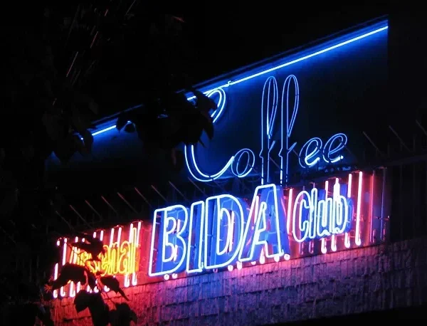 Biển led bida