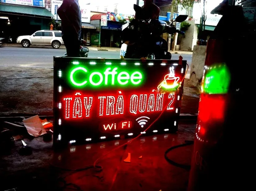 Bảng hiệu Cafe Vintage - Biển vẫy thiết kế cổ điển retro Các Loại Biển Vẫy Quán Cafe Phổ Biến Tại Quảng Cáo 24H