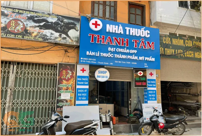 Biển hiệu Nhà thuốc Chữ Inox - Hắt sáng chân hiện đại Mau bang hieu nha thuoc bien hieu nha thuoc dep 5