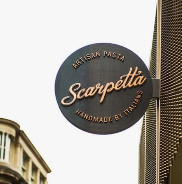 Bảng hiệu Cafe Vintage - Biển vẫy thiết kế cổ điển retro Quy Trình Chi Tiết Thiết Kế Biển Vẫy Quán Cafe Tại Quảng Cáo 24H