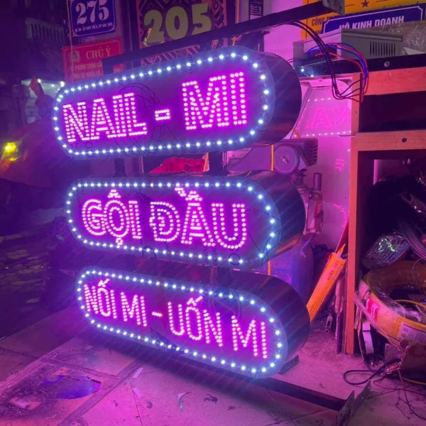 Biển vẫy LED RGB - Đổi màu đa hiệu ứng có điều khiển từ xa Quy trình làm biển vẫy led chuyên nghiệp tại Quảng Cáo 24H