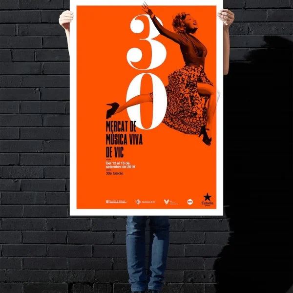 Thiết Kế Poster