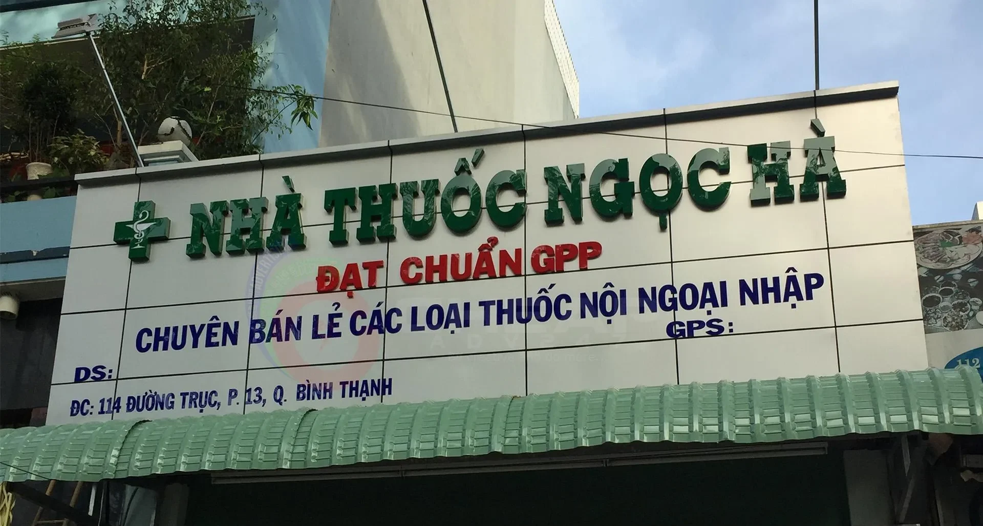 Mặt dựng Alu (Aluminium) - Bảng hiệu khung nhôm độ bền cao Ai cũng muốn sở hữu bảng hiệu alu đẹp, giá rẻ mà vẫn đảm bảo chất lượng bền bỉ