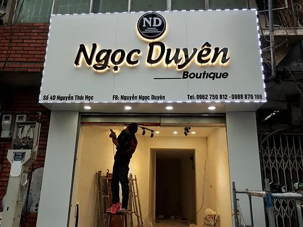 Chữ nổi Aluminium (Alu) - Gia công uốn chân bền đẹp Bảng giá chữ nổi alu thường được tính dựa trên diện tích, độ dày và loại vật liệu sử dụng