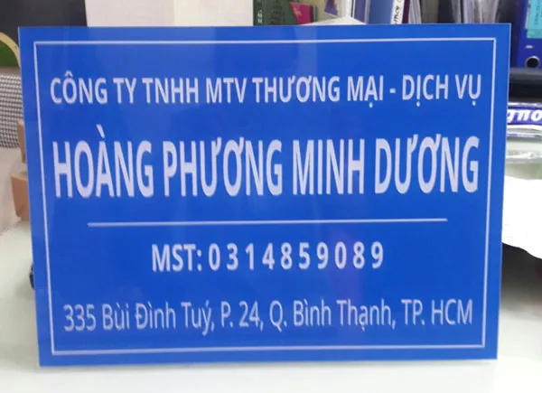 Backdrop Văn phòng - Biển tên Mica Acrylic bóng đẹp Bien ten cong ty 17