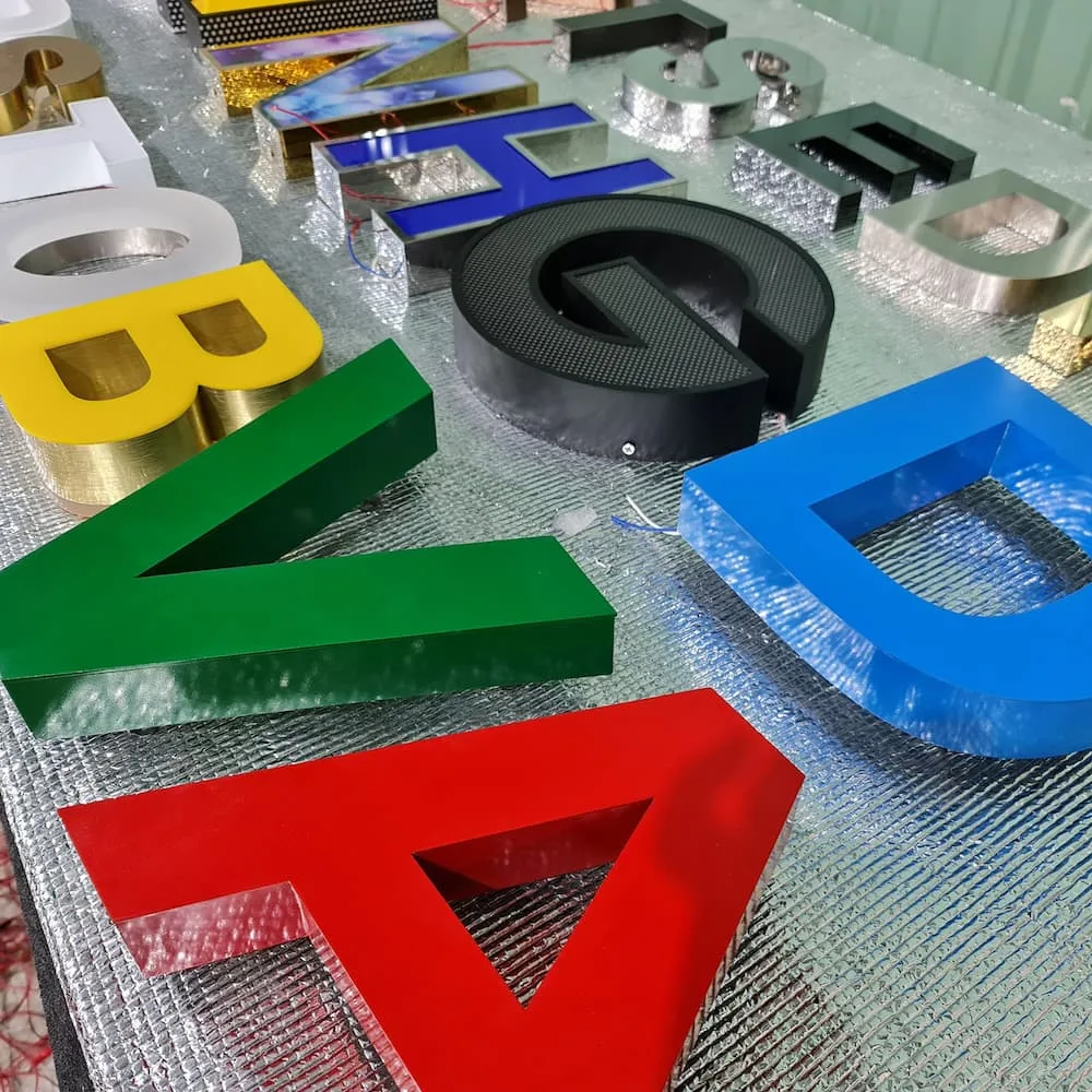 Gia công Chữ nổi Tổng hợp - Đa chất liệu (Mica, Inox, Alu) Chu Noi39 in.pro .vn