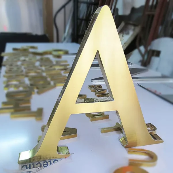 Logo Chữ Inox Mạ vàng - Phong cách sang trọng đẳng cấp Chữ inox mạ vàng gương là lựa chọn hàng đầu cho những ai yêu thích vẻ đẹp hiện đại và sang trọng