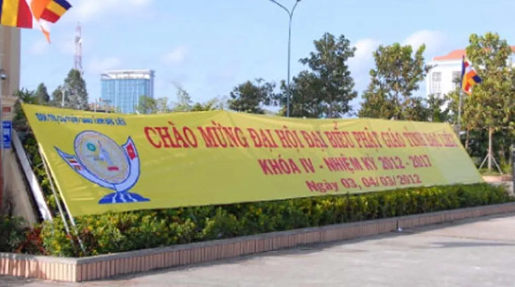 Băng rôn Quảng cáo (Bandroll) - In chất liệu ngoài trời bền màu Dịch vụ in băng rôn gần đây của Quảng Cáo 24h