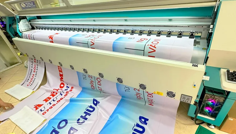 Bạt Hiflex Khổ lớn - In phun kỹ thuật số Outdoor Dịch vụ thiết kế in bạt hilex tại Quảng Cáo 24h được thực hiện theo quy trình chuyên nghiệp