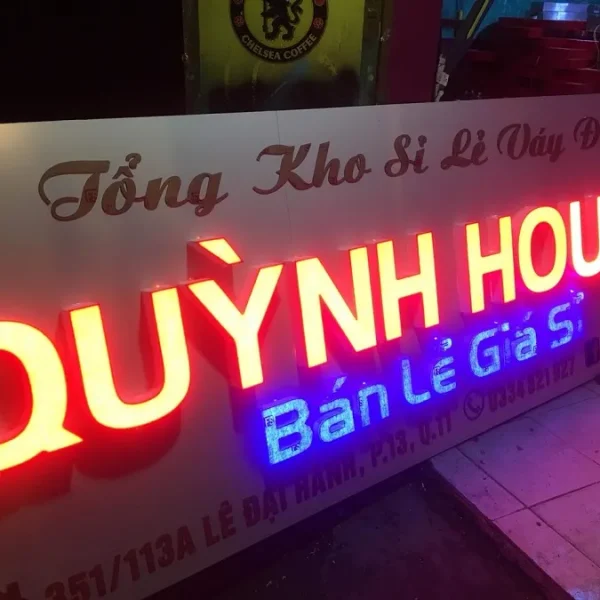 Liên hệ ngay với Quảng Cáo 24h để được tư vấn và báo giá chi tiết về dịch vụ làm chữ nổi mica đèn led theo yêu cầu