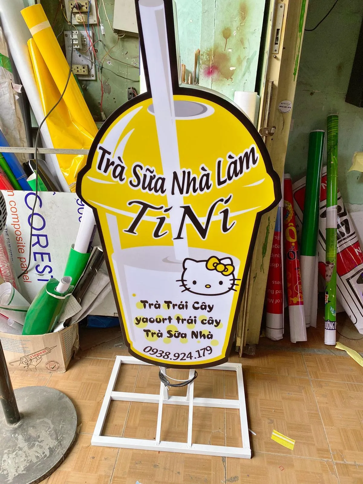 Hộp đèn Ly Trà sữa (Milk Tea) - Mô hình LED quảng cáo độc đáo Mau Bang Hieu Tra Sua Dep 4