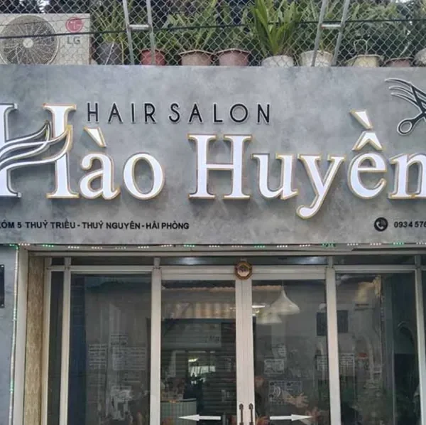 Hộp đèn Salon Tóc (Hair) - LED siêu sáng mặt tiền Quảng Cáo 24h cung cấp đa dạng các loại biển quảng cáo tóc phù hợp với từng phân khúc và nhu cầu cụ thể