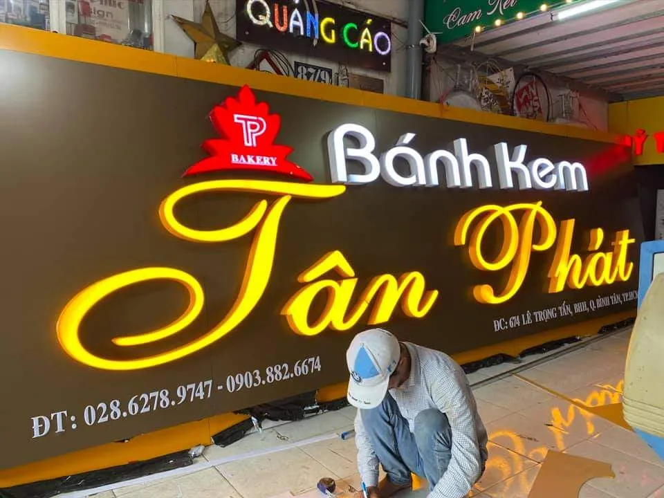 Logo Mica Uốn nổi - Gia công đa dạng kiểu dáng Quảng Cáo 24h cung cấp đa dạng các loại chữ mica với nhiều mẫu mã, phong cách khác nhau