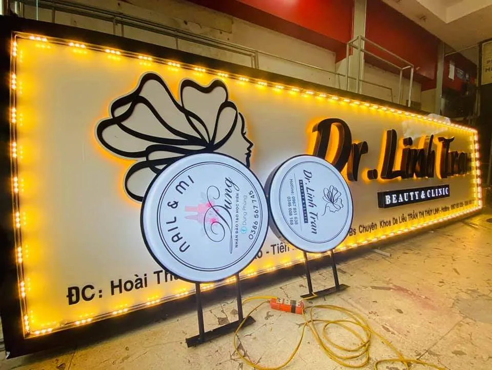 Biển vẫy Tiệm Nail (Nail Art) - Thiết kế dễ thương nổi bật Quảng Cáo 24h tự hào mang đến quy trình thiết kế biển quảng cáo nail chuyên nghiệp