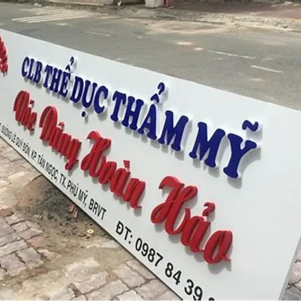 Mặt dựng Alu (Aluminium) - Bảng hiệu khung nhôm độ bền cao Quảng cáo 24h cam kết mang đến những mẫu bảng hiệu alu đẹp nhất