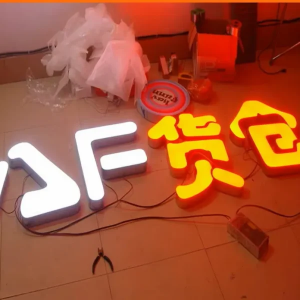 Chữ Inox Sáng chân (Led hắt) - Hiệu ứng ánh sáng hiện đại Quảng cáo 24h cung cấp bảng giá chữ inox hắt sáng chân minh bạch, cạnh tranh