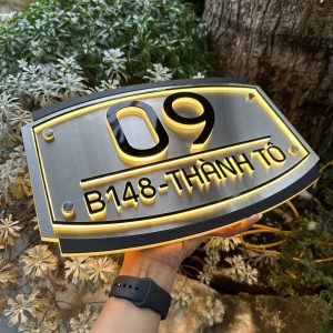 Biển số nhà đèn led – inox xước + mica , số nổi 25x35cm